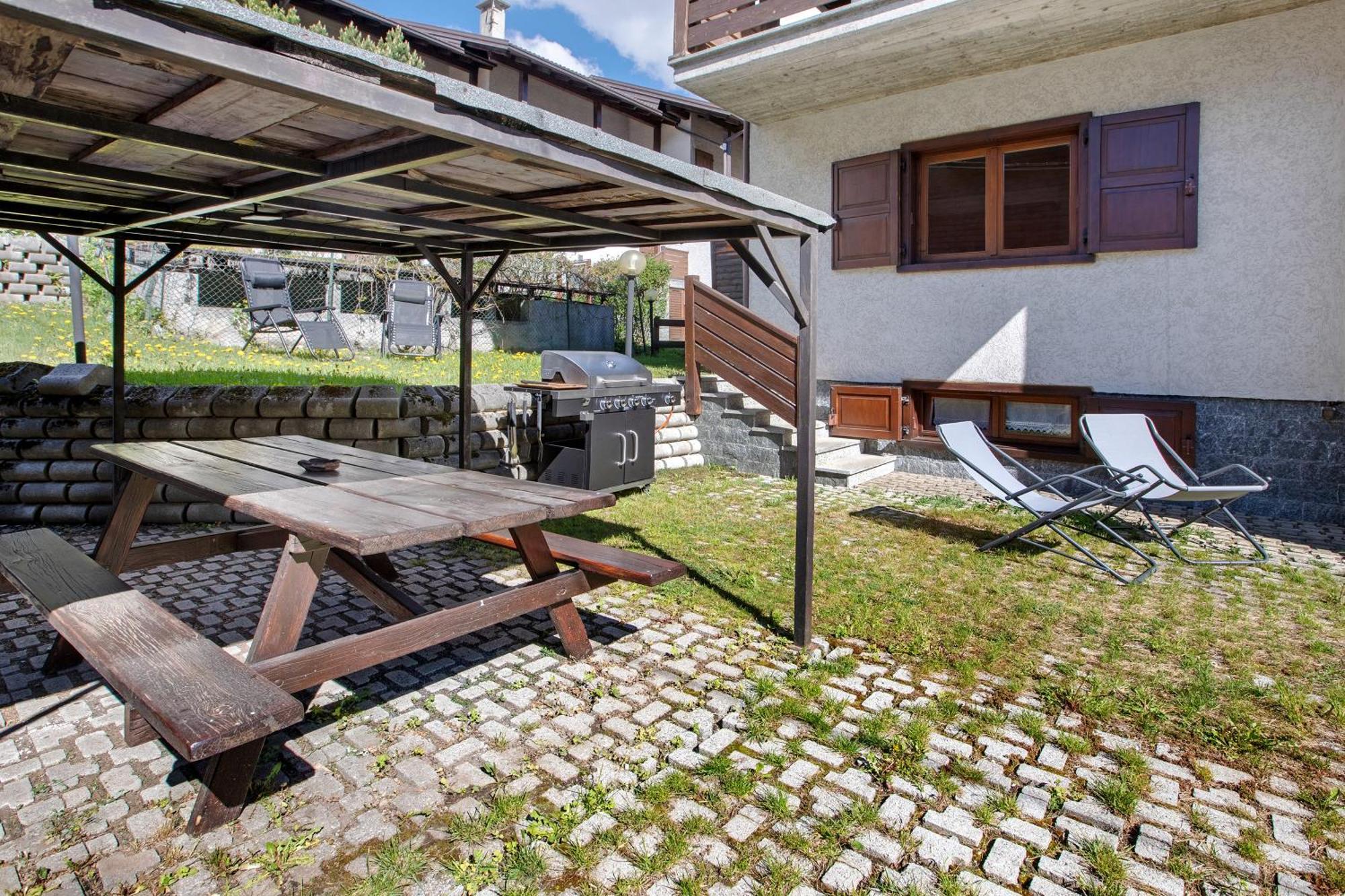 Mountain Chalet Close To Bormio Villa Valdisotto Exteriör bild